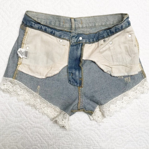 Free People Crochet Hem Distressed Jean Sh… - Picture 5 of 5